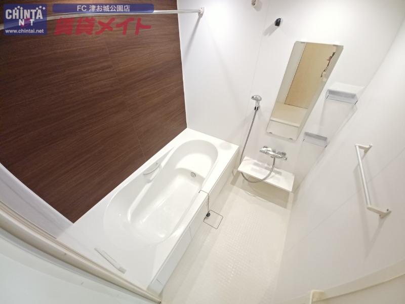 バス・シャワールーム　同タイプの部屋写真です