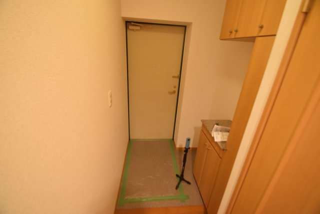 玄関　収納もある玄関です