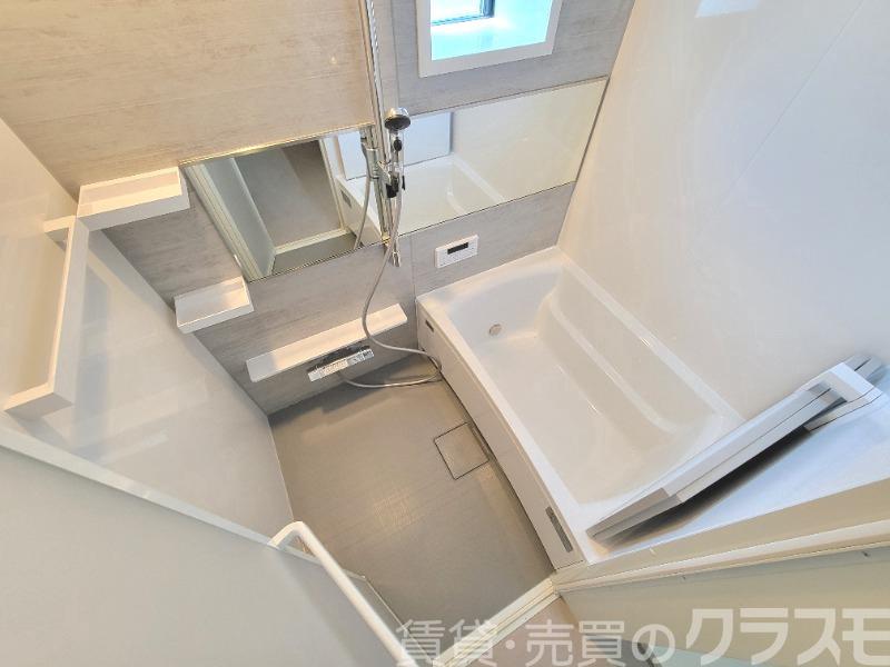 バス・シャワールーム　浴室乾燥機＆追い焚き機能付きバス♪