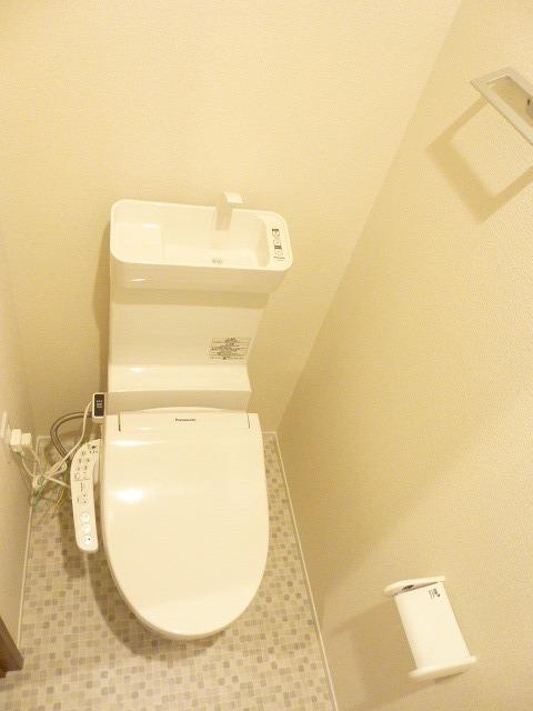 トイレ　清潔感のあるトイレです