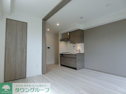 その他　洋室からリビングダイニングキッチン