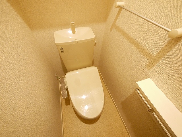トイレ　シンプルで使いやすいトイレです
