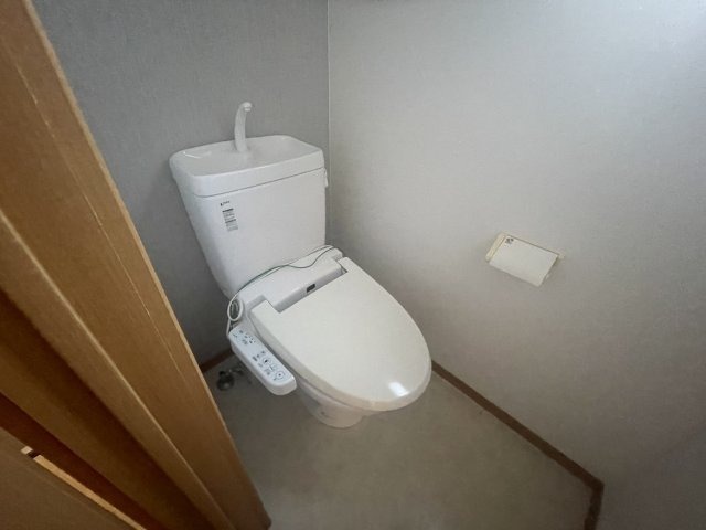 フローラ江波のトイレ写真