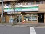 コンビニ　ファミリーマート滝野川店（コンビニ）まで240m