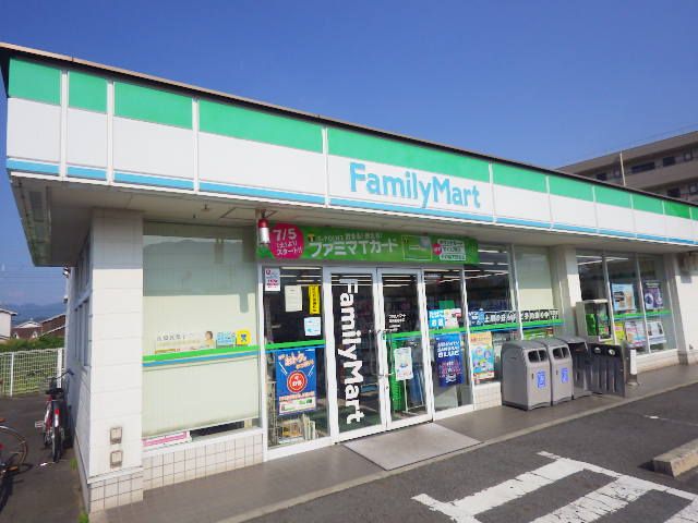 コンビニ　ファミリーマート 葛城忍海店（コンビニ）まで1296m
