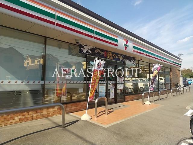 コンビニ　セブンイレブン鎌ケ谷北中沢1丁目店（コンビニ）まで838m