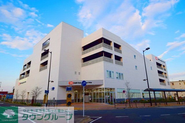 スーパー　オーケーストア（スーパー）まで725m