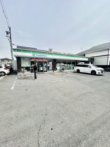 コンビニ　ファミリーマート門真北島店（コンビニ）まで1000m