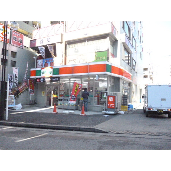 コンビニ　サンクス篠崎駅前店（コンビニ）まで183m