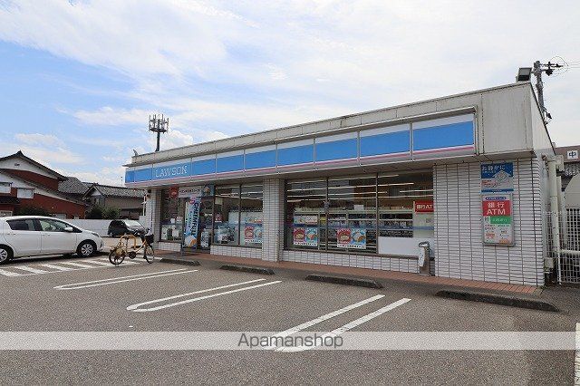 コンビニ　ローソン（コンビニ）まで242m
