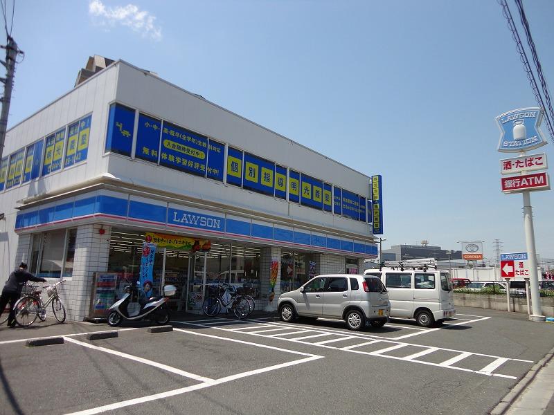 コンビニ　ローソン4丁目（コンビニ）まで846m