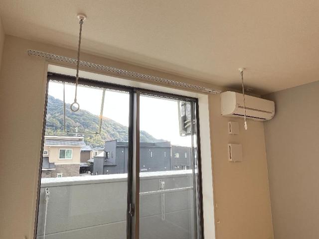 その他設備　室内物干し