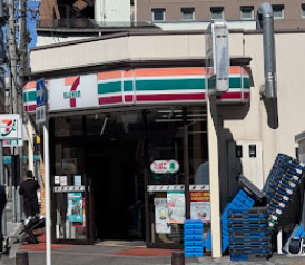 コンビニ　セブンイレブン 名古屋栄1丁目店（コンビニ）まで111m