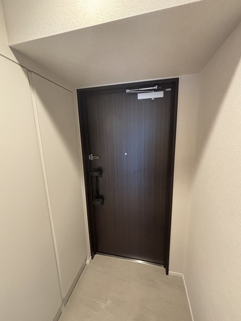 玄関　※写真は同タイプ住戸です。