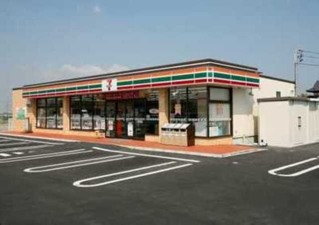 コンビニ　セブンイレブン日野大坂上1丁目店（コンビニ）まで121m