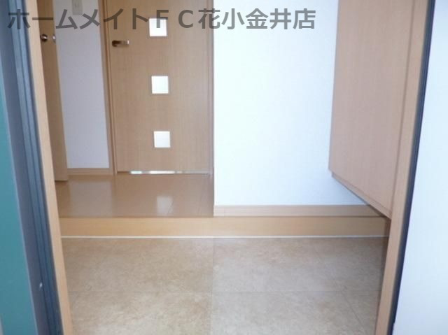 玄関　写真はイメージです