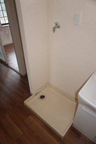 その他　横浜ハウス　室内洗濯機置場