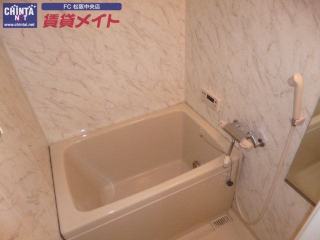 バス・シャワールーム　同型参考写真