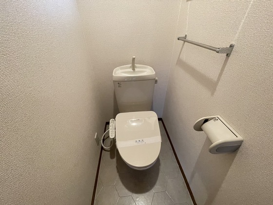 トイレ　※別部屋の写真です