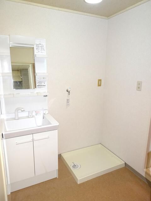 協栄マンションの内装写真