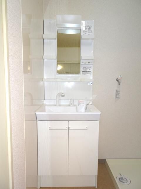 協栄マンションの内装写真