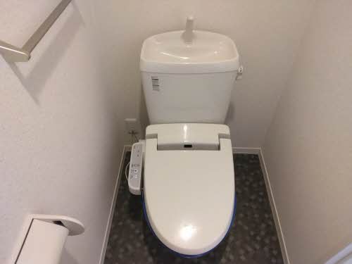 トイレ　ウォシュレットも完備♪