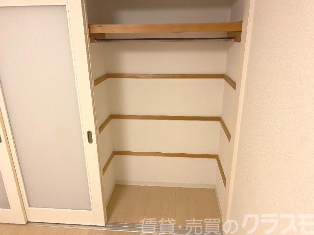 収納　洋室収納