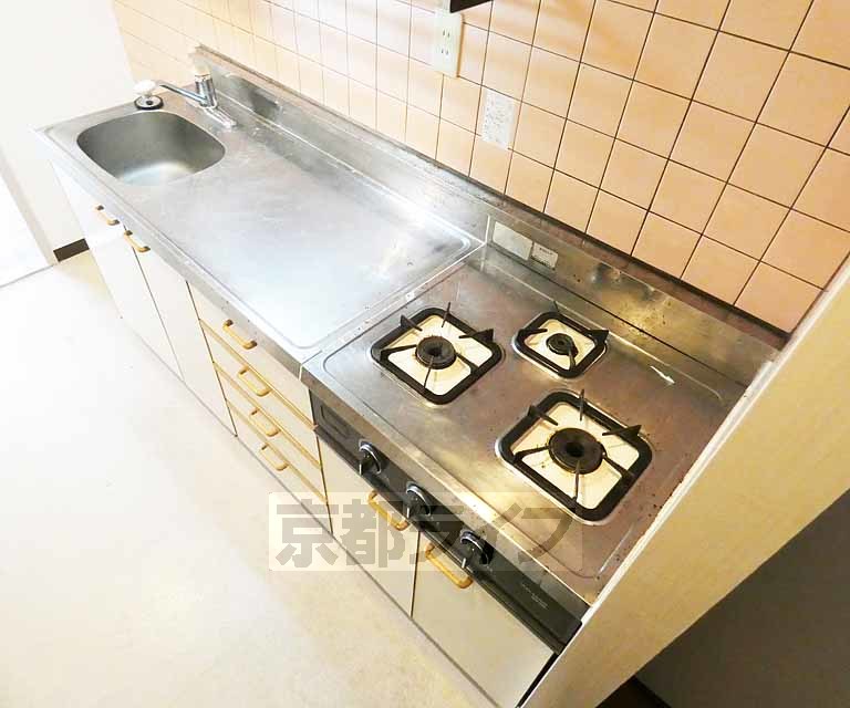 キッチン　コンロ付きキッチン