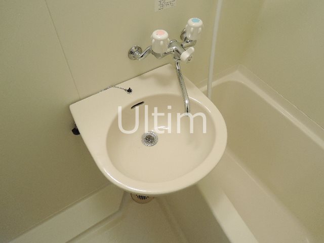 洗面設備　別部屋のお写真です。ご参考までに！