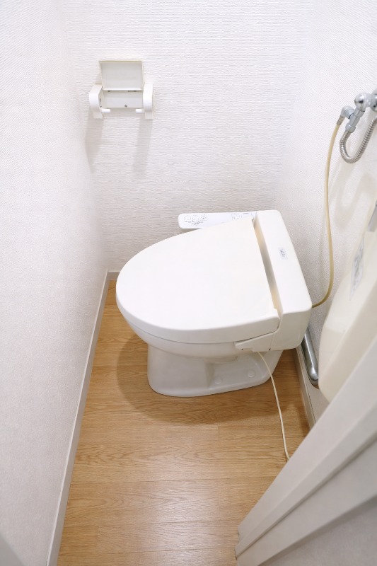 地下鉄東山線 池下駅 徒歩3分 6階建 築48年のトイレ写真