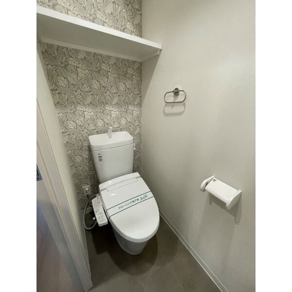 仙台市地下鉄南北線 長町一丁目駅 徒歩4分 10階建 築5年のトイレ写真