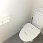 トイレ　別部屋の参考写真です
