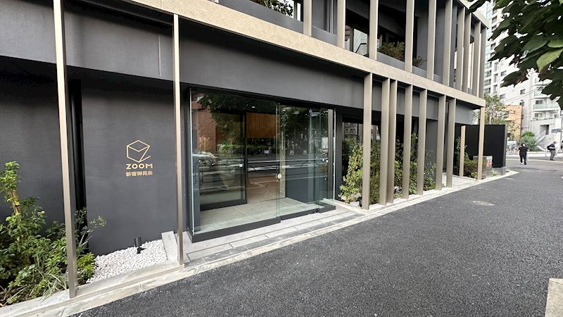 エントランス