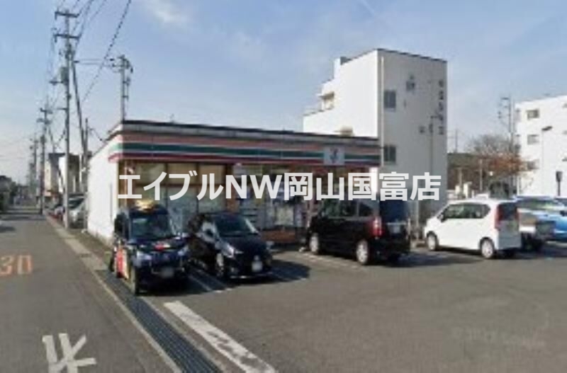 コンビニ　セブンイレブン岡山西大寺駅前店（コンビニ）まで202m