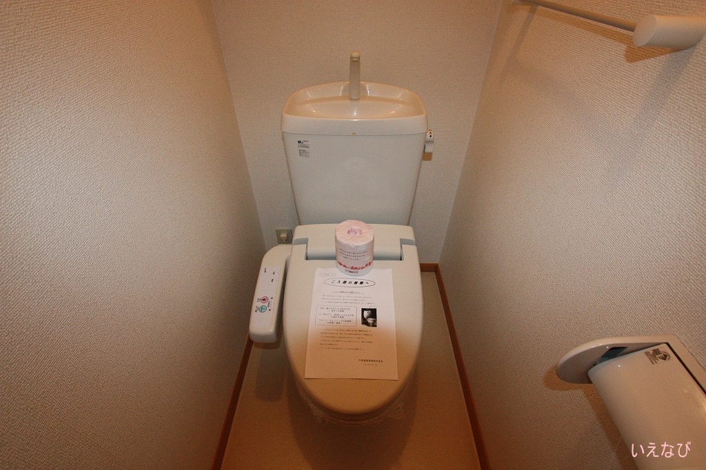 ＪＲ福塩線 駅家駅 徒歩10分 2階建 築22年のトイレ写真