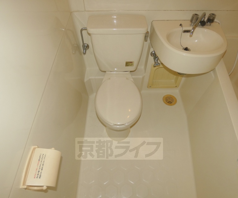 トイレ　ユニットバスのトイレです