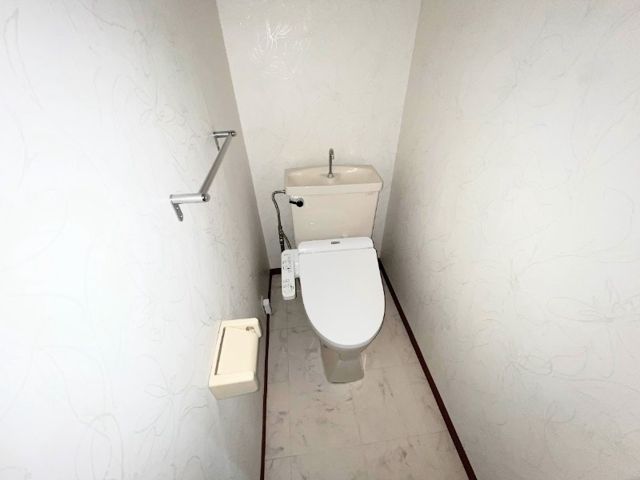 リアライズ市川原木のトイレ写真