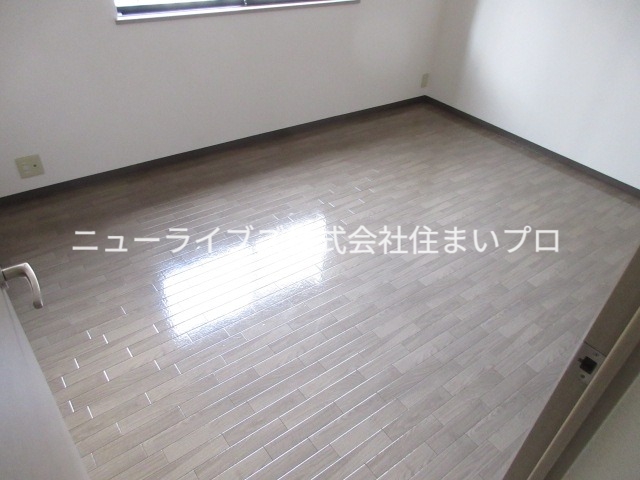 京阪本線 香里園駅 徒歩16分 2階建 築27年の内装写真