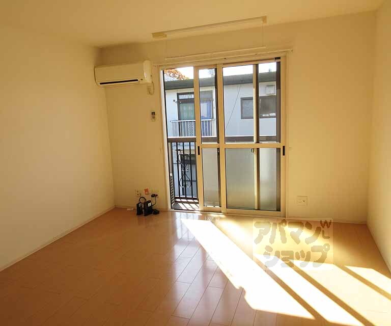 居室・リビング　明るいお部屋です！