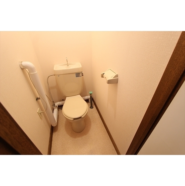 ＪＲ石北本線 西北見駅 徒歩31分 2階建 築37年のトイレ写真