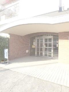 エントランス　★044-299-8985までお気軽にお電話下さい♪