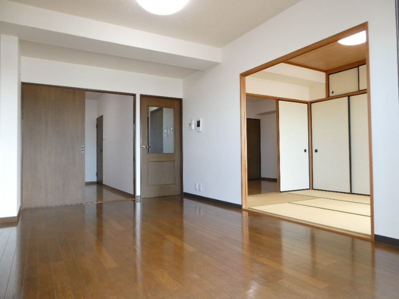 ピジョン田園の居間写真
