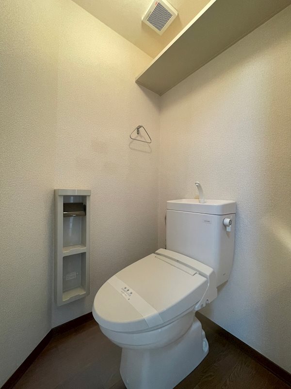 デューメゾンのトイレ写真