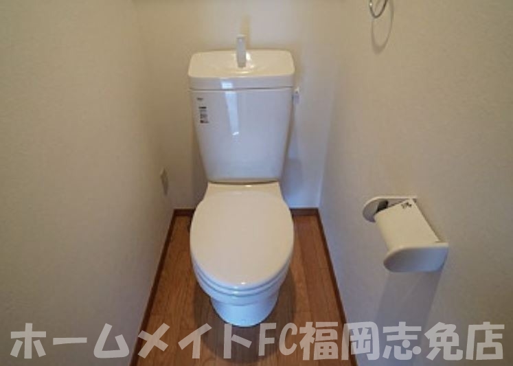 ＪＲ篠栗線 篠栗駅 徒歩6分 2階建 築9年のトイレ写真