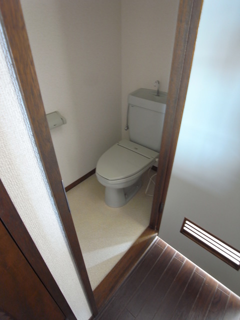 ＪＲ飯田線 牛久保駅 徒歩6分 4階建 築39年のトイレ写真