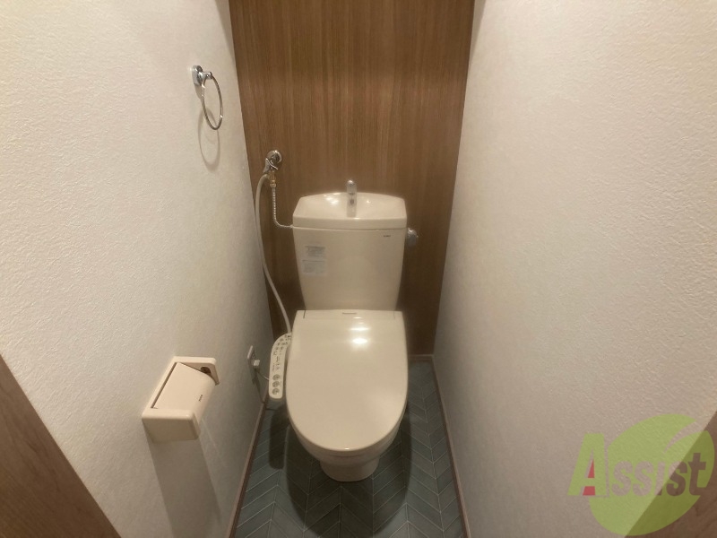 トイレ　こちらはトイレです。清潔感があり、安心して使用できます。