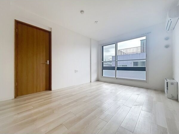 眺望　窓が大きく明るいお部屋です♪