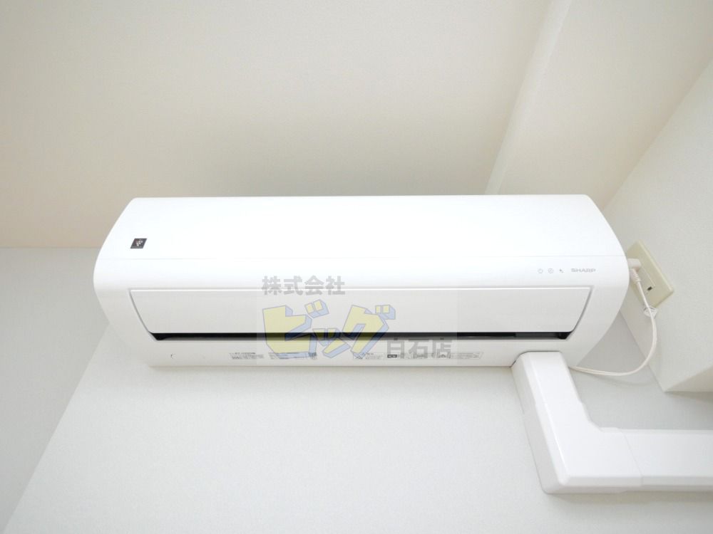 その他設備　エアコン完備で暑い夏も快適です♪