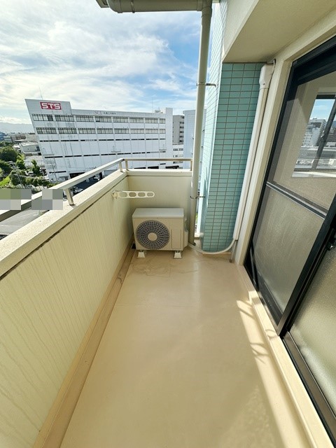 地下鉄御堂筋線 江坂駅 徒歩11分 10階建 築20年の内装写真