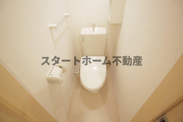 トイレ　落ち着いたトイレです